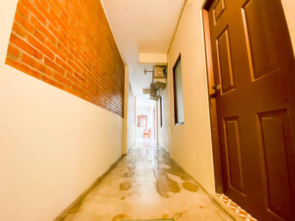 Hinggil Homestay Syariah Malioboro Yogya Mitra Reddoorz Yogyakarta Exteriér fotografie
